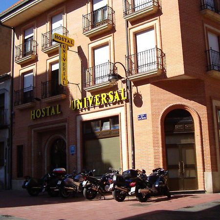 Hostal Universal เบนาเบนเต ภายนอก รูปภาพ