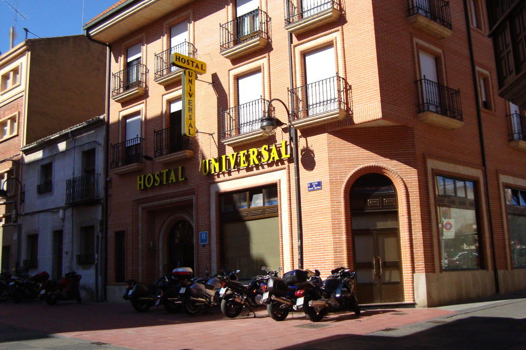 Hostal Universal เบนาเบนเต ภายนอก รูปภาพ