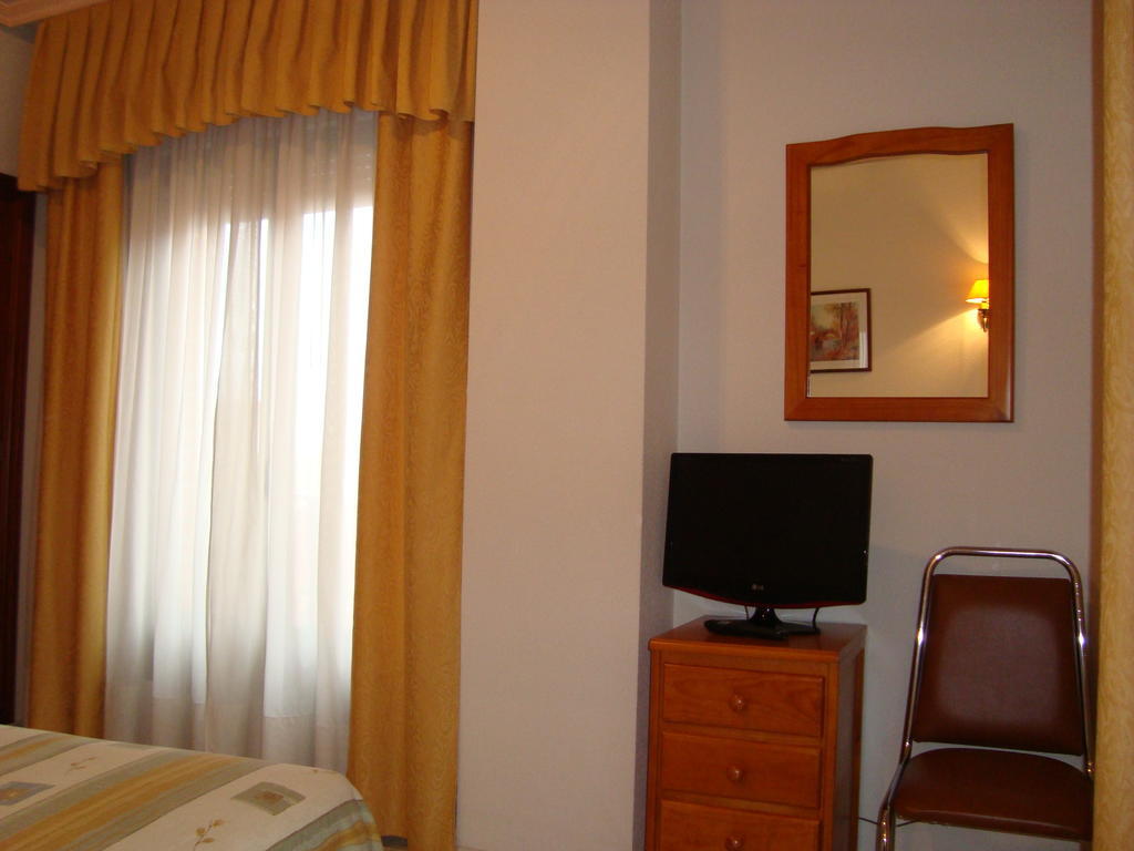 Hostal Universal เบนาเบนเต ห้อง รูปภาพ